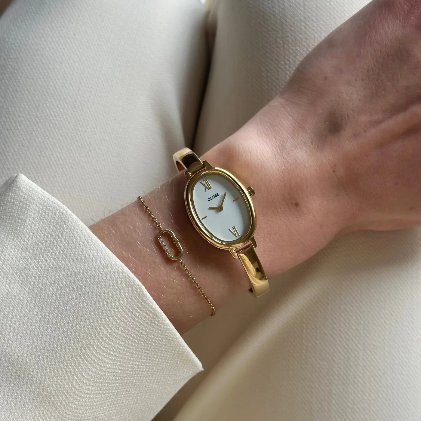 Élevé Oval Zirconia Bracelet, Gold Colour - Image 6