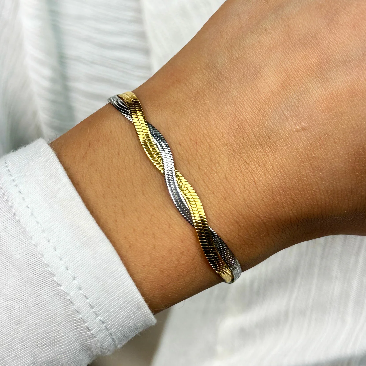 Élevé Twisted Snake Bracelet, Two-Tone - Image 2