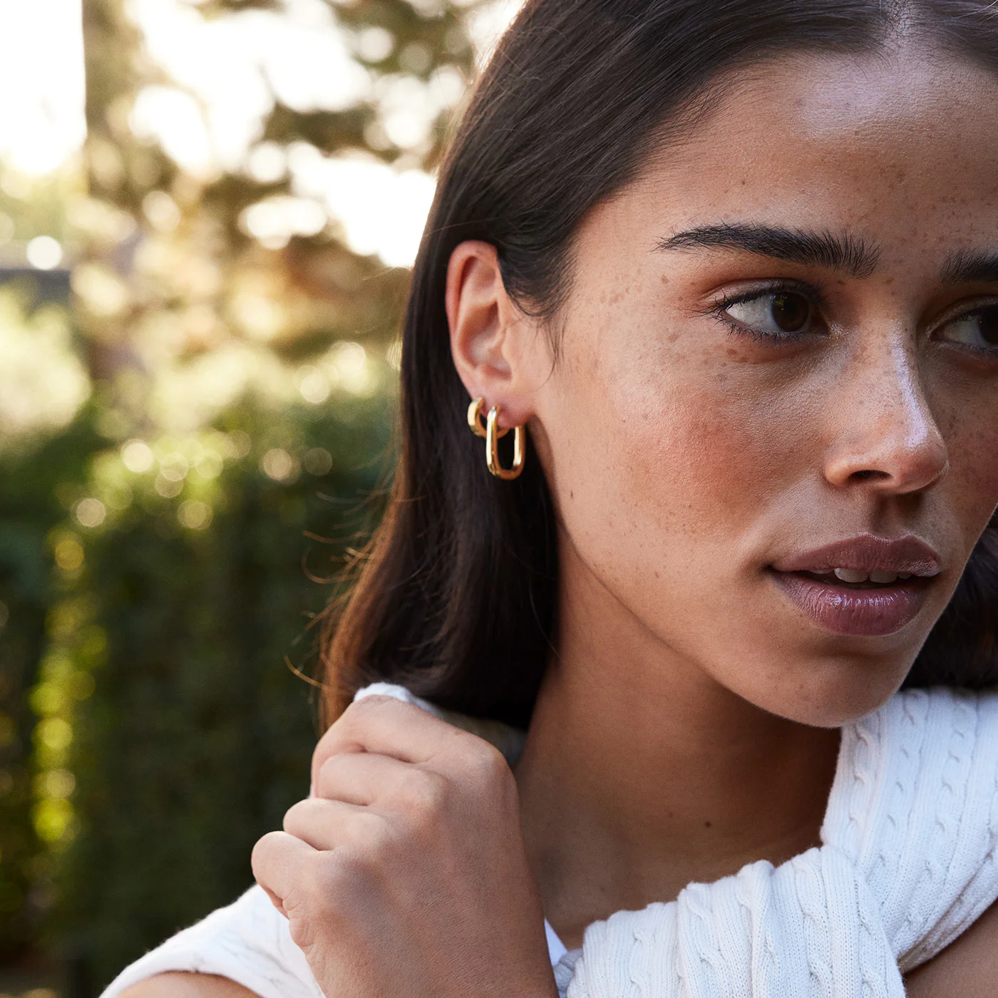 Essentielle Medium Oval Hoop Earrings, Gold Colour - Image 5