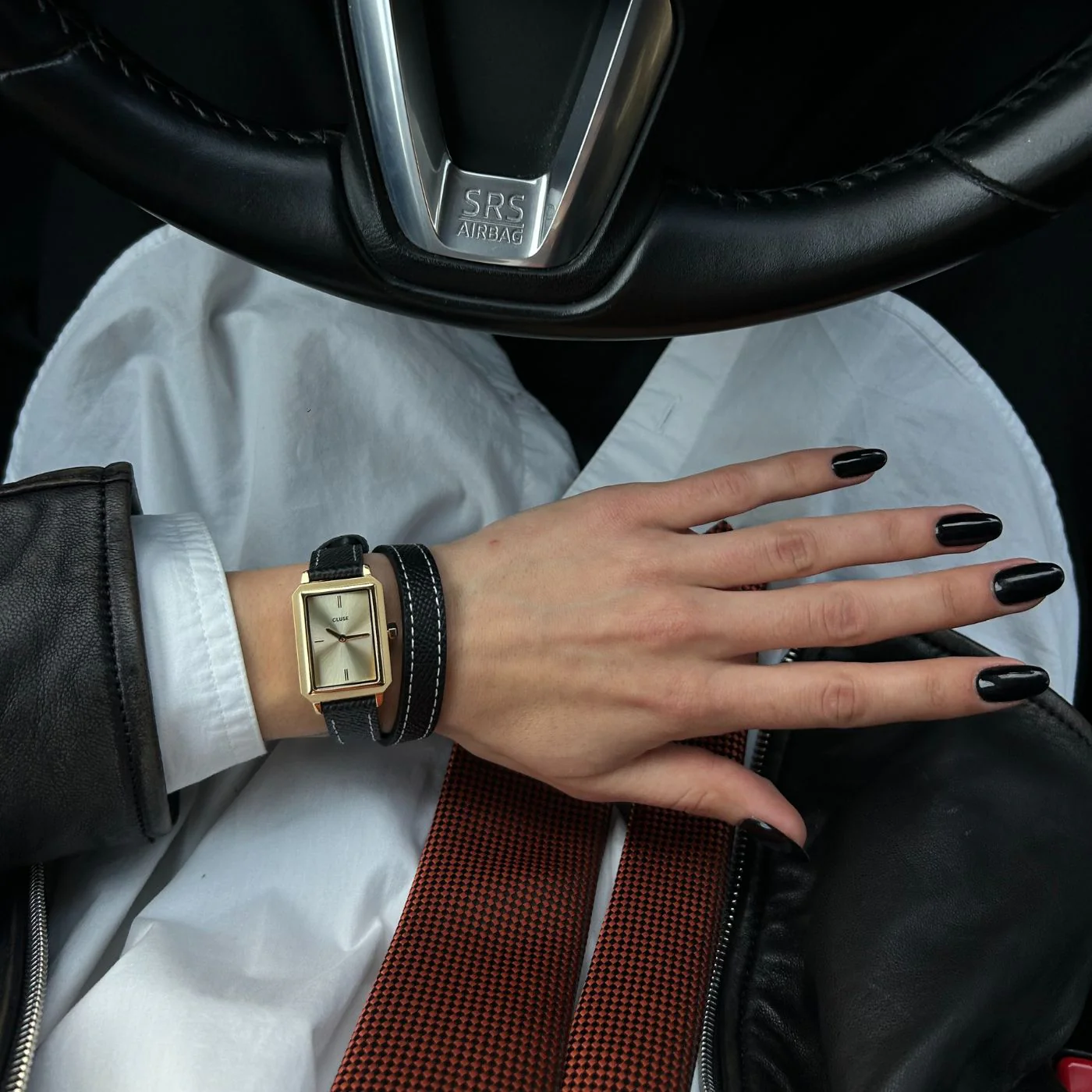 Fluette Watch Double Leather, Black, Full Gold Colour - Image 10