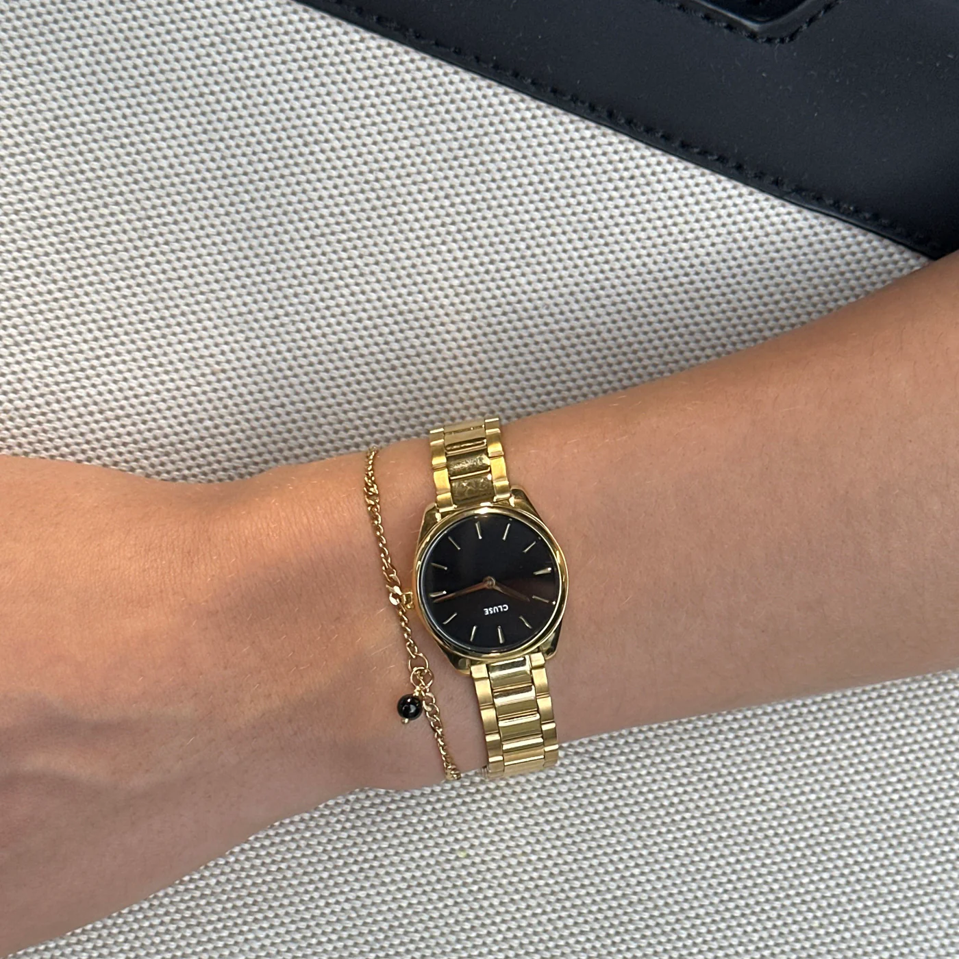 Gift Box Féroce Mini Watch Steel, Black & Chain Bracelet, Gold Colour - Image 10