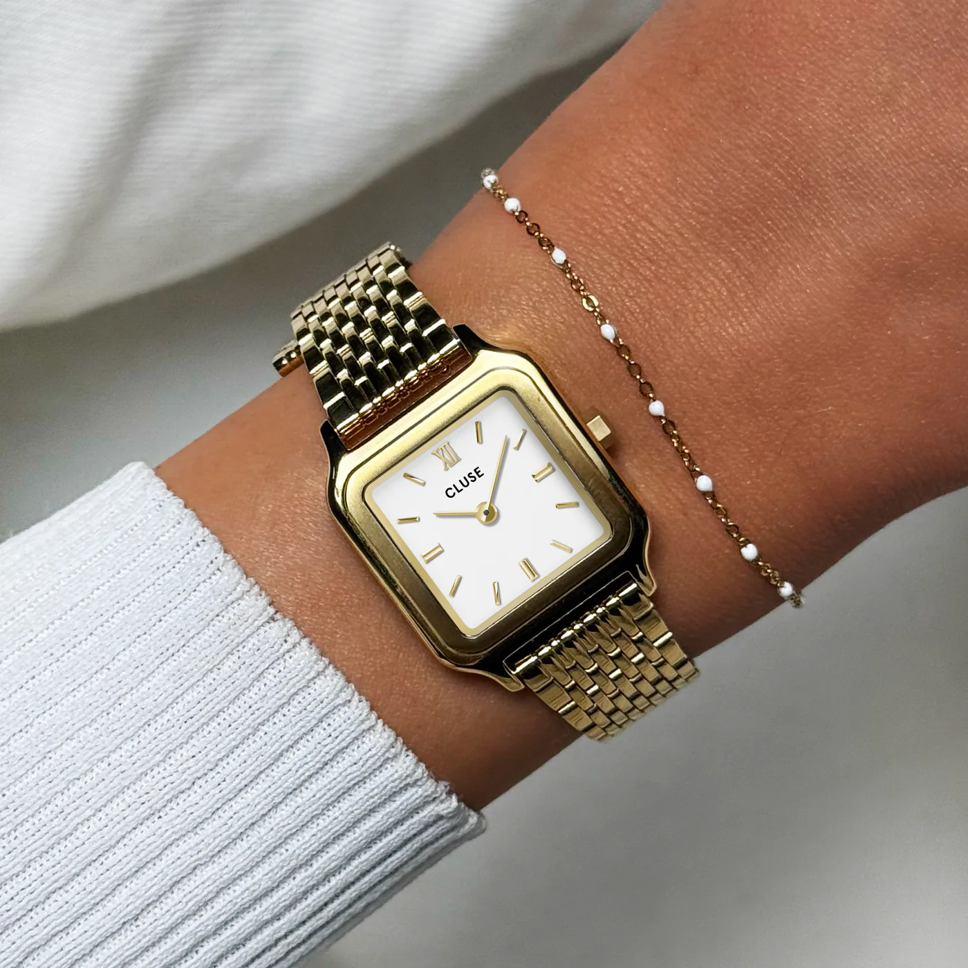 Gift Box Gracieuse Petite Watch Steel, White & White Epoxy Bracelet, Gold Colour - Image 2