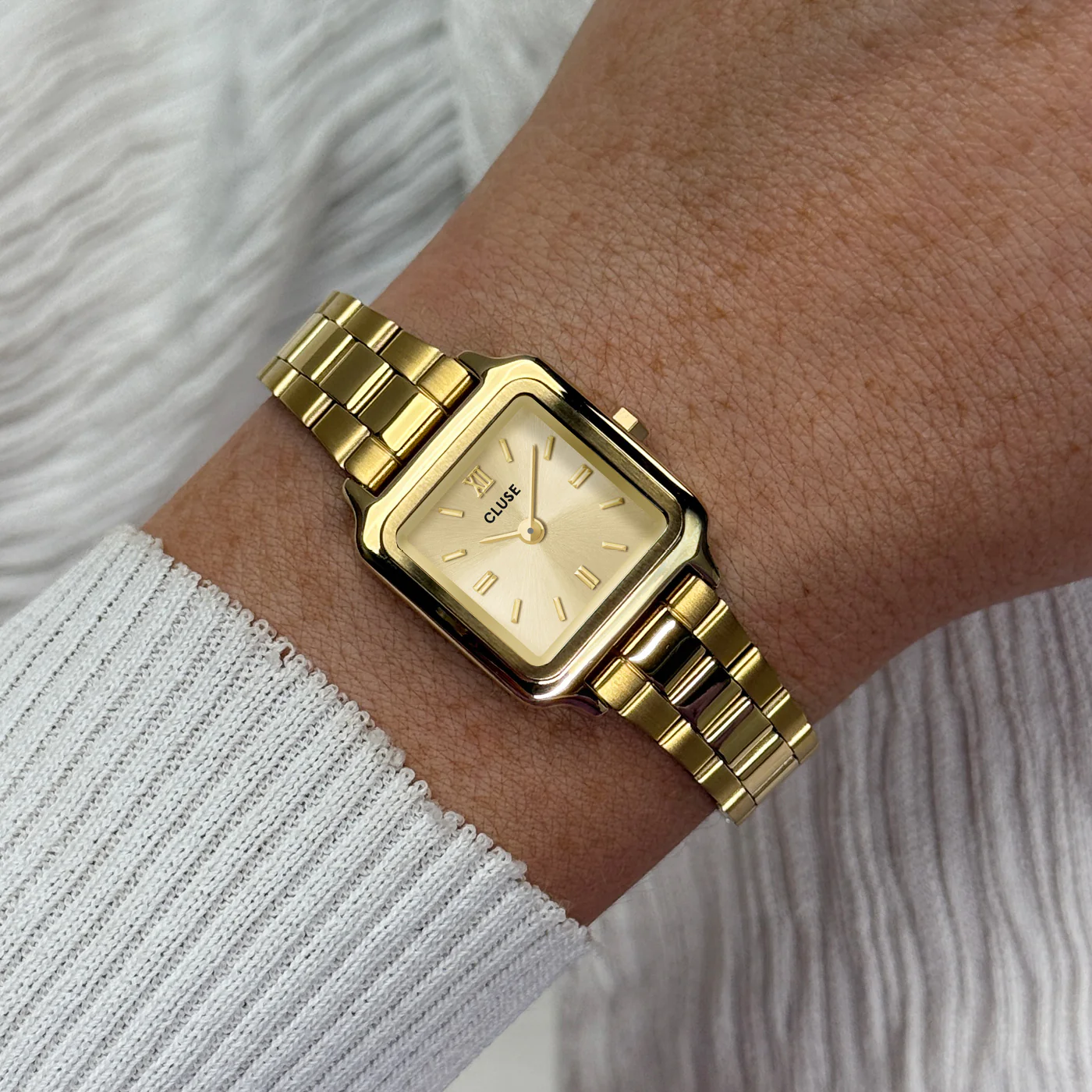 Gracieuse Mini Watch Steel, Full Gold Colour - Image 2
