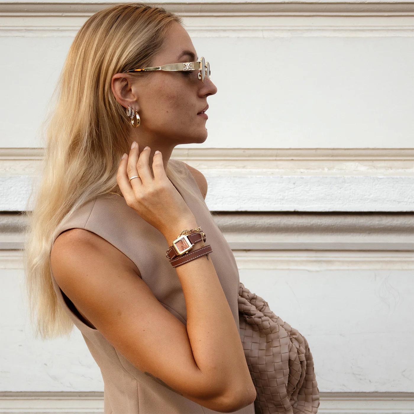 Gracieuse Petite Watch Double Leather, Nutshell, Gold Colour - Image 9
