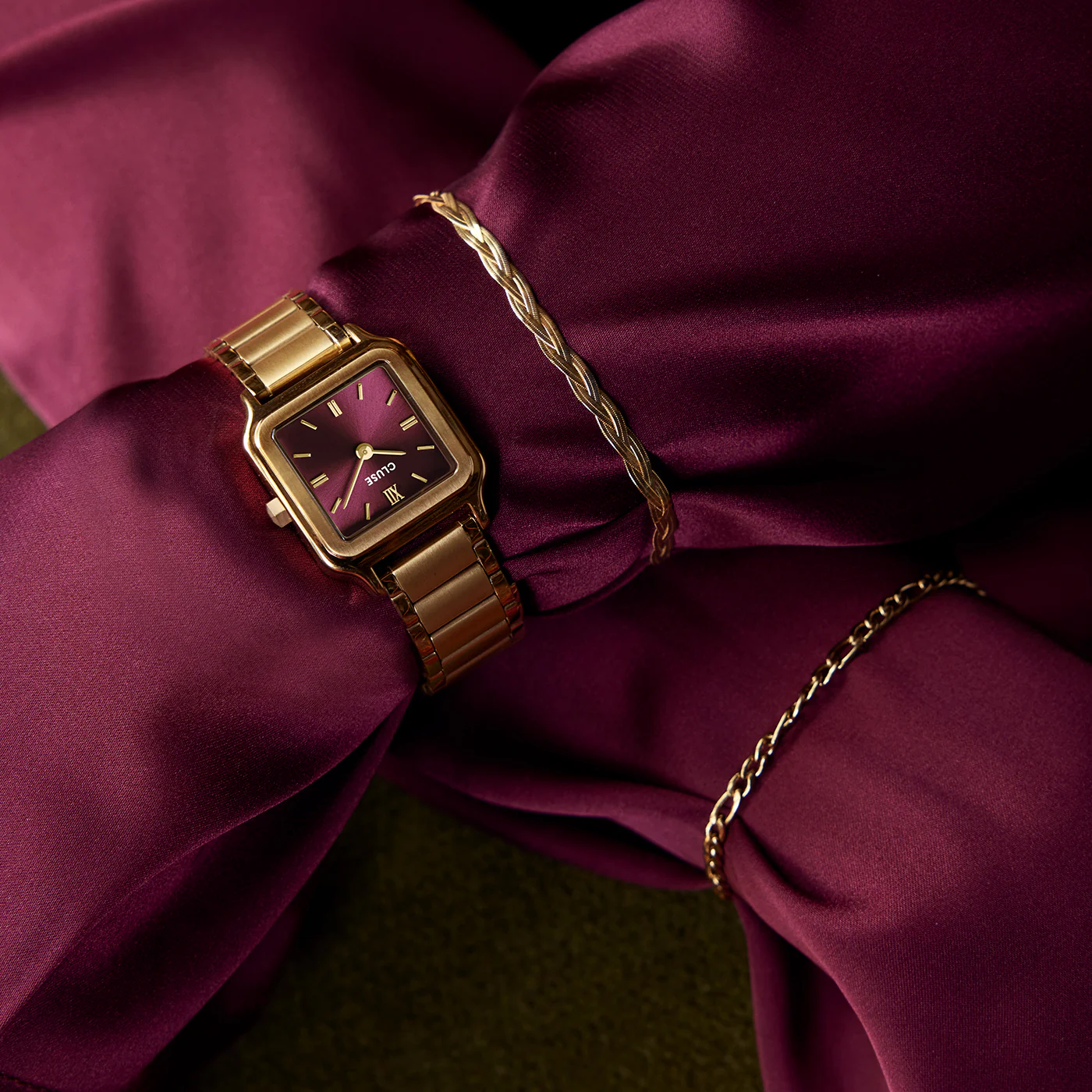Gracieuse Petite Watch Steel, Dark Cherry, Gold Colour - Image 7
