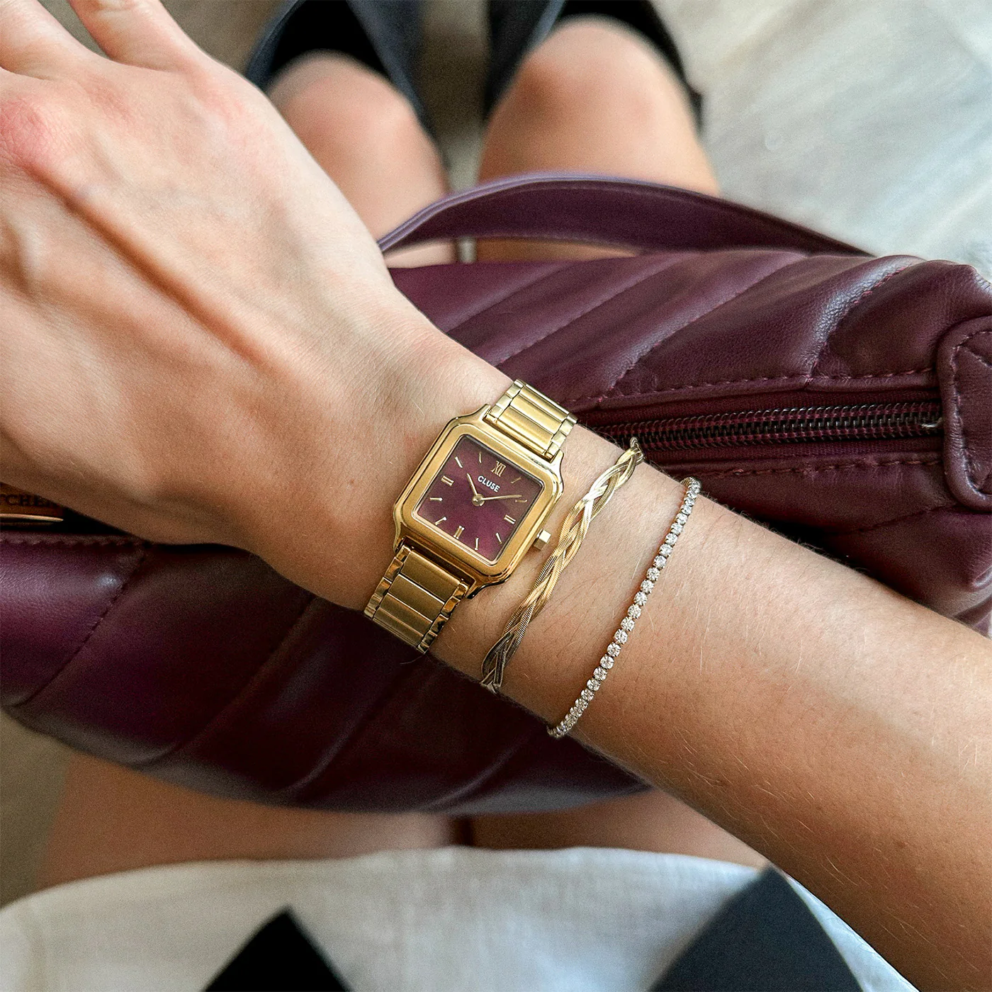 Gracieuse Petite Watch Steel, Dark Cherry, Gold Colour - Image 8