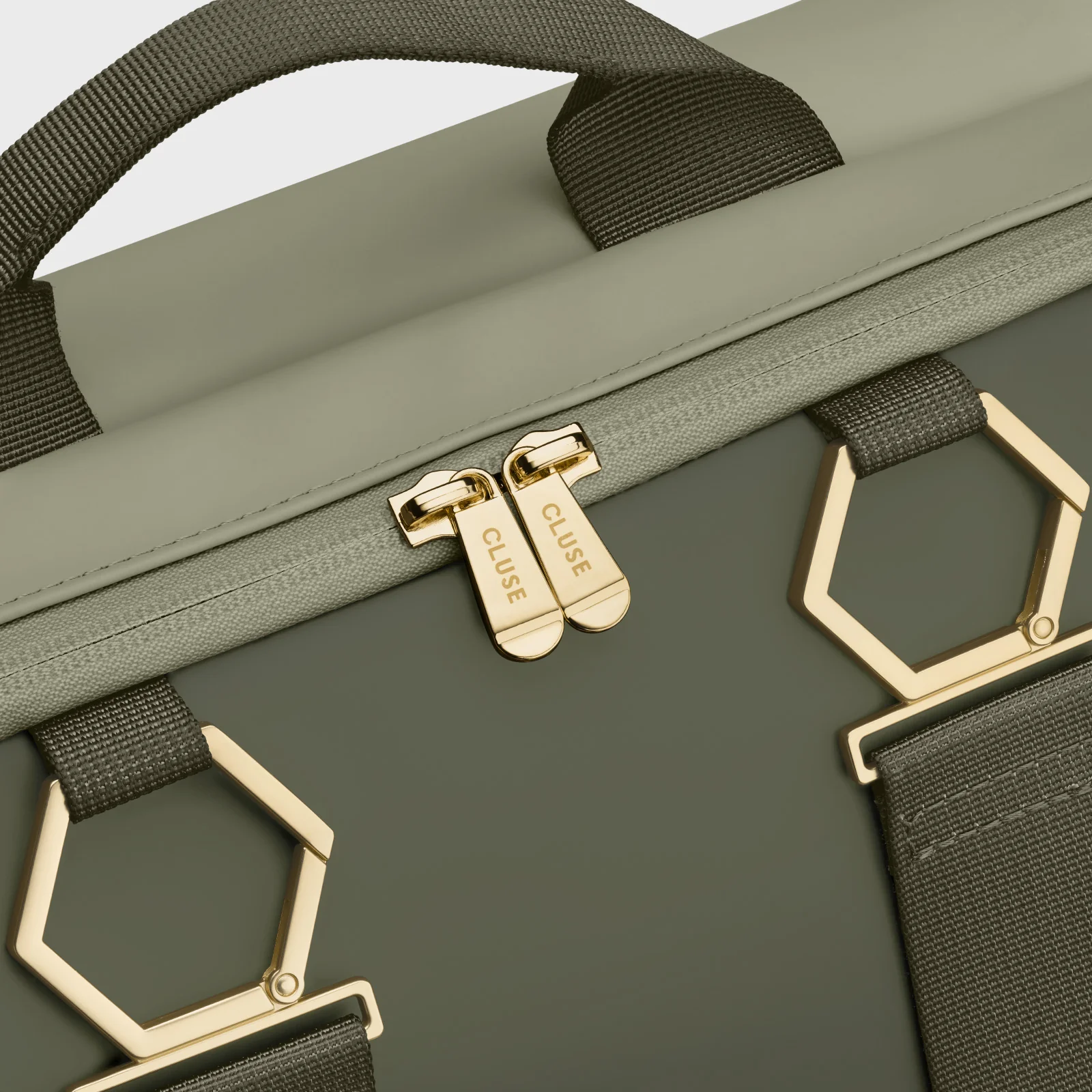 Le Réversible Backpack, Light Green Olive, Gold Colour - Image 8