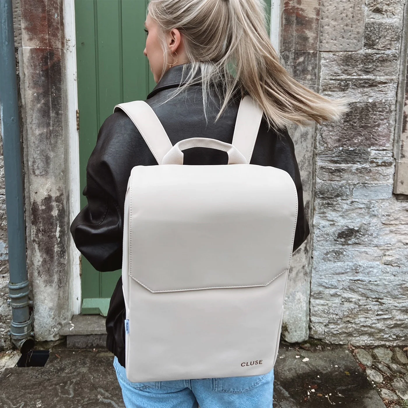 Nuitée Backpack, Beige, Gold Colour - Image 8