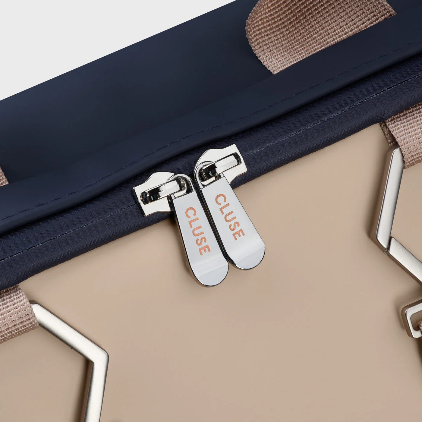 Le Réversible Backpack, Dark Blue Caramel, Silver Colour - Image 6