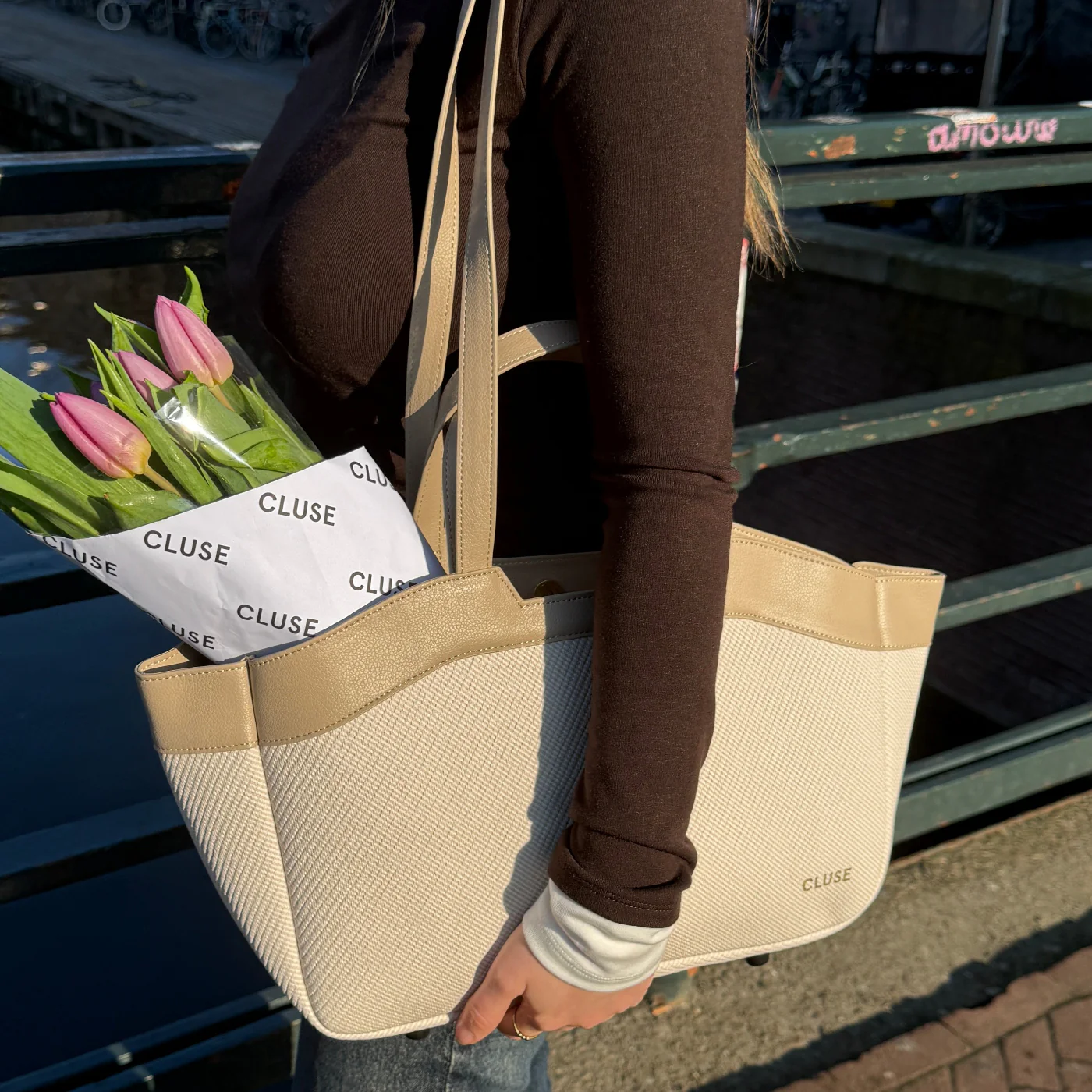 Tote Bag Petite, Textured Beige, Sand Colour - Image 7